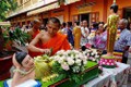 越南政府总理阮春福向高棉族同胞致以传统新年祝福