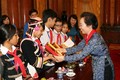 Phó Chủ tịch nước Nguyễn Thị Doan gặp mặt, động viên trẻ em hoàn cảnh khó khăn