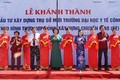 Chủ tịch Quốc hội Nguyễn Thị Kim Ngân cắt băng khánh thành Trụ sở mới Trường Đại học Y tế công cộng