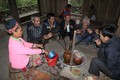 来越南各民族文化旅游村体验克木族谷如节