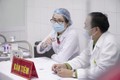 越南给20名志愿者接种第二剂Nano Covax新冠疫苗
