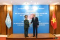联合国副秘书长对越南维和局进行访问