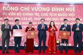 国会主席王廷惠探访越南国会人民代表报与国会电视台