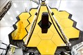 Kính thiên văn không gian lớn nhất thế giới James Webb (JWST) được thử nghiệm tại Trung tâm vũ trụ Johnson của NASA ở Houston, Texas, Mỹ, ngày 16/5/2017. Ảnh: AFP/TTXVN