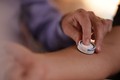 ZHexapro là loại vaccine sử dụng miếng dán mà không dùng phương pháp tiêm. Ảnh: brisbanetimes.com.au