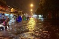 Thành phố Hồ Chí Minh: Mưa lớn kéo dài, nhiều tuyến đường ngập nặng