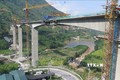 Gấp rút hoàn thành cầu cạn nối Lào Cai - Sa Pa