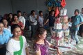 Người dân ở xã Nha Bích, huyện Chơn Thành vui chơi đón tết ngày 13/4. Ảnh:K GỬIH -TTXVN