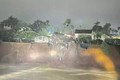 Sạt lở bờ sông do mưa lớn tại xã Lương Nha (huyện Thanh Sơn, tỉnh Phú Thọ) vào đêm 8/9 đã khiến nhiều hộ dân bị thiệt hại về tài sản. Ảnh: laodong.vn