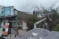 Gió lốc xoáy khiến hàng chục ngôi nhà bị tốc mái ở Quảng Nam