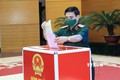 Cử tri quân đội thực hiện quyền bầu cử