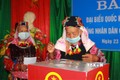 Cử tri ở thôn Lô Lô Chải, xã Lũng Cú, huyện Đồng Văn (Hà Giang) thực hiện quyền bỏ phiếu. Ảnh: My Ly -TTXVN phát