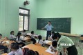 Ngày Nhà giáo Việt Nam 20/11: Cha và con thầy giáo cùng hành trình "gieo chữ" nơi vùng cao Trà Bồng
