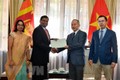 越南驻斯里兰卡大使馆为越南中部灾民开展灾后重建工作提供捐助