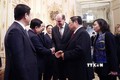 越南政府总理范明政与法国总理让·卡斯特克斯举行会谈