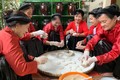 越南山由族人的白头饼
