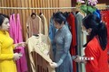 丝绸和麻布奥黛展在广宁省举行