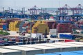 老挝考虑限制进口以节省外汇