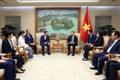 越南政府副总理陈刘光会见日本九州经济交流促进团