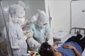 Diễn tập đón tiếp bệnh nhân mắc COVID-19 tại Bệnh viện dã chiến Cung Thể thao Tiên Sơn, Đà Nẵng. Ảnh: TTXVN