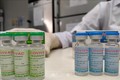  Đây là vaccine thứ 2 của Việt Nam được đưa vào thử nghiệm trên người, sau vaccine Nanocovax, của Công ty Nanogen thử nghiệm trên người giai đoạn một từ ngày 10/12/2020. Ảnh: Thanh Vân - TTXVN