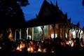 Người Khmer Nam Bộ đặt cơm vắt cho những người đã khuất trong lễ Sen Đôn Ta. Ảnh: Sơn Giang