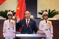 Chủ tịch nước Nguyễn Xuân Phúc tuyên thệ nhậm chức. Ảnh: Thống Nhất – TTXVN