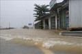 Mưa gập ngập cục bộ ở một số điểm trên Quốc lộ 1A, đoạn qua tỉnh Quảng Ngãi. Ảnh: TTXVN
