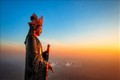 Tượng Phật Bà Tây Bổ Đà Sơn đứng sừng sững trên đỉnh núi Bà Đen. Ảnh: Thanh Tân – TTXVN
