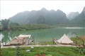 Hồ Nong Dùng – điểm cắm trại du lịch nghỉ dưỡng thơ mộng Xứ Lạng