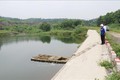Hồ thu gom, chứa nước thải bề mặt khu vực đổ thải tại xã Phục Linh, huyện Đại Từ đã được Mỏ than Phấn Mễ mới được kiên cố hóa. Ảnh: Hoàng Nguyên – TTXVN