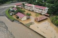 Trường THCS Tạ Khoa tại xã Tạ Khoa (Bắc Yên, Sơn La) ngập trong nước lũ. Ảnh: Hữu Quyết - TTXVN