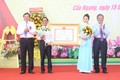 Trà Vinh công bố huyện Cầu Ngang đạt chuẩn nông thôn mới