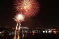 Pháo hoa mừng năm mới tại khu vực Hồ Hoàn Kiếm. Ảnh: Minh Quyết - TTXVN
