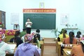 Một lớp học xóa mù chữ ở Đắk Nông. Ảnh: TTXVN phát