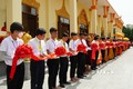 Lễ cắt băng khánh thành Trai đường, Học viện Phật học Nam tông Khmer. Ảnh: Thu Hiền - TTXVN
