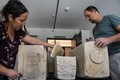 Israel phát hiện hang chôn cất những chiếc quan tài 1.850 năm tuổi