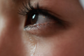Nước mắt có thành phần hóa chất tác động đến hành vi