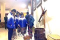 Học sinh tỉnh Quảng Bình tham quan triển lãm. Ảnh: Võ Dung - TTXVN