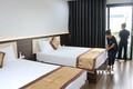 Không chỉ nâng cao nghiệp vụ cho nhân viên, nhiều khách sạn ở thị xã Cửa Lò (Nghệ An) đã làm mới cơ sở lưu trú, sẵn sàng phục vụ khách. Ảnh: Văn Tý - TTXVN