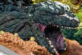 Ra mắt bức tượng Godzilla "kích thước thật" đầu tiên trên thế giới