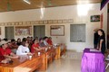 Một buổi sinh hoạt, tuyên truyền những kiến thức xây dựng làng quê an toàn ở Chi hội phụ nữ thôn 2. Ảnh: Nam Sương - TTXVN