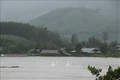 Mưa lớn, nước trong khu vực lòng hồ công trình thủy lợi Krông Pách Thượng có nguy cơ làm ngập lụt hàng trăm hộ dân xã Cư San, huyện M' Đrắk, tỉnh Đắk Lắk. Ảnh: Anh Dũng - TTXVN