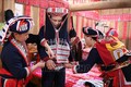Trang phục chú rể trong ngày cưới của người Dao đỏ. Ảnh: Nguyễn Chiến-TTXVN