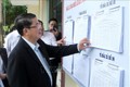 Đồng chí Nguyễn Đức Hải kiểm tra công tác chuẩn bị bầu cử tại phường Bắc Cường, thành phố Lào Cai. Ảnh: Quốc Khánh - TTXVN
