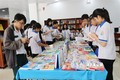 Học sinh tỉnh Ninh Thuận đọc sách tại chương trình. Ảnh: Nguyễn Thành – TTXVN

