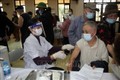 Tiêm vaccine phòng dịch COVID-19 cho người dân tại phường Đông Sơn, thành phố Thanh Hóa. Ảnh: Nguyễn Nam-TTXVN