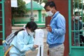 Học sinh Trường tiểu học Ngô Quyền, thành phố Buôn Ma Thuột ngày đầu tiên đến trường trong năm học 2021-2022. Ảnh: Tuấn Anh – TTXVN