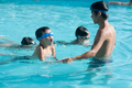 Chung tay giúp trẻ em học bơi an toàn