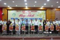 Tỉnh ủy, Hội đồng nhân dân, Ủy ban nhân dân, Ủy ban Mặt trận Tổ quốc Việt Nam tỉnh Tây Ninh tặng quà cho các chức sắc tôn giáo và người có uy tín dân tộc thiểu số. Ảnh: Thanh Tân - TTXVN